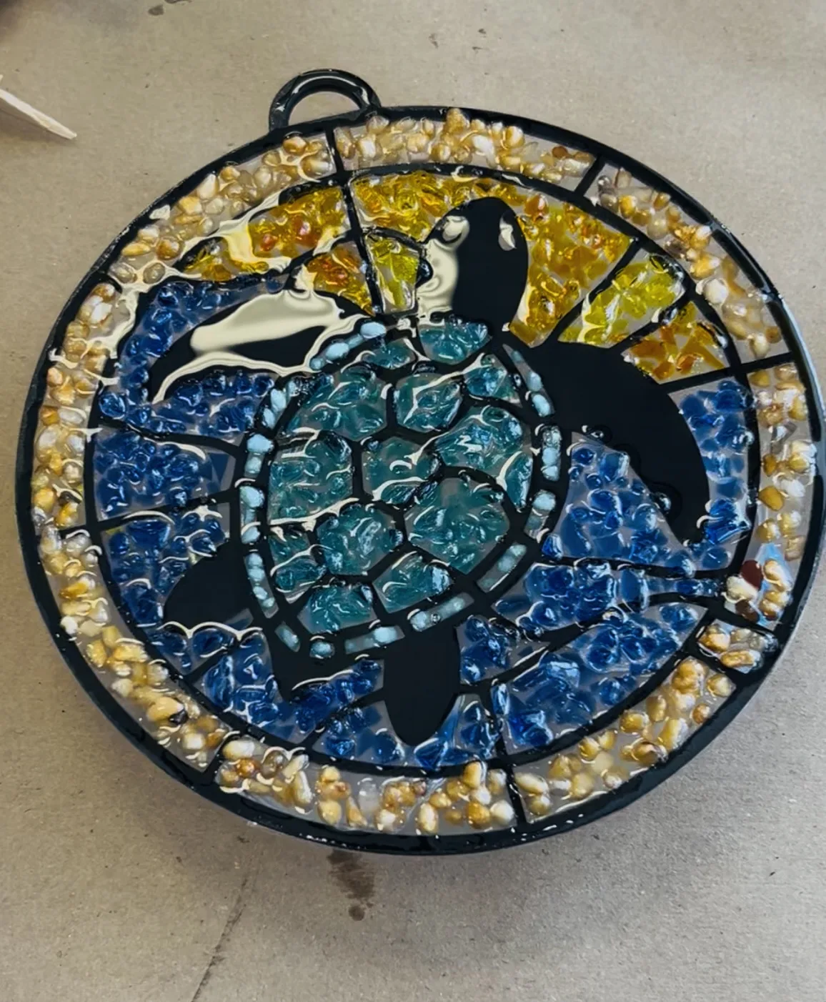 Crushed Glass Resin Sun Catcher Kit - Image 2